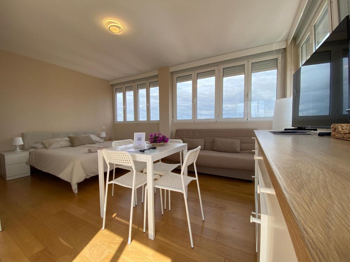 エル・カンページョAttic With Great Terrace Close To The Seaアパートメント エクステリア 写真